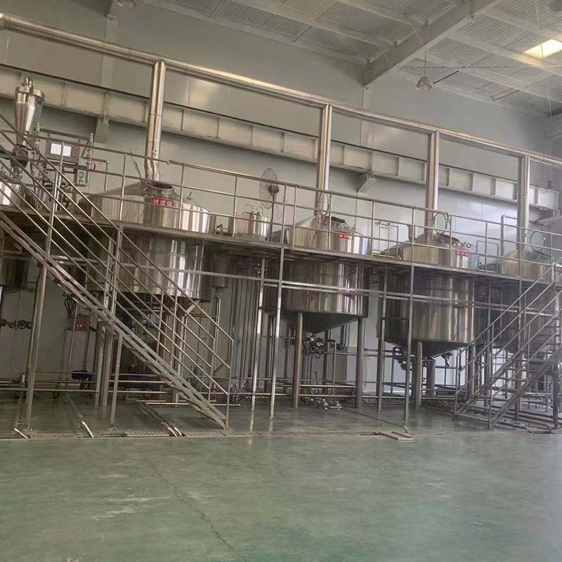 辽阳精酿啤酒设备厂—平面布置、设备设计、制造、调试、培训等一条龙服务_COPY